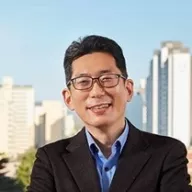 Mike Young-Han Kim